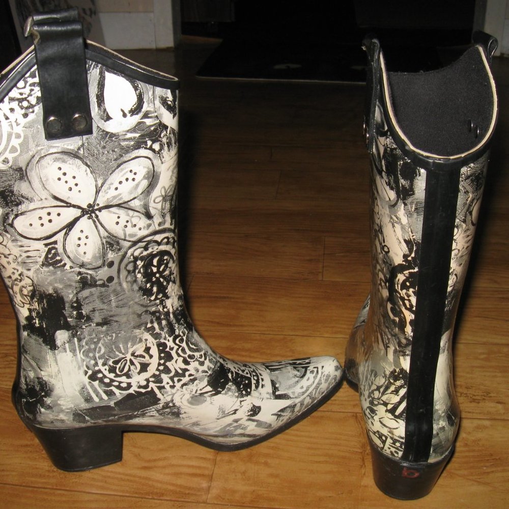 Rain bop boots